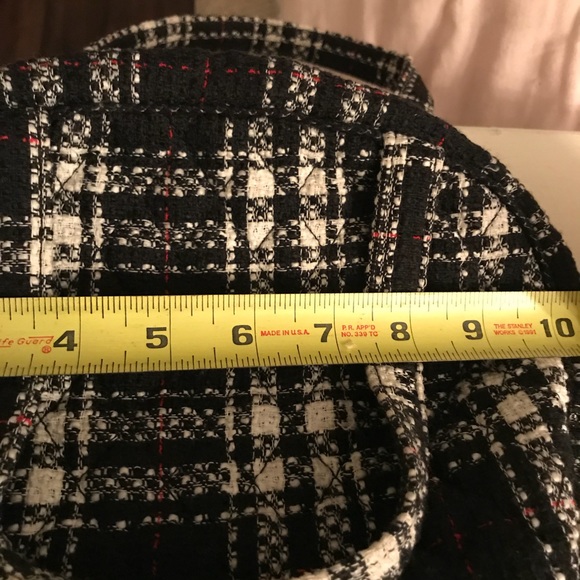 Adorable Vera Bradley round woven purse❤️ - Picture 5 of 7